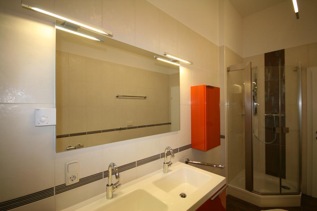 Appartements Zur Kapelle Kaprun Pokoj fotografie